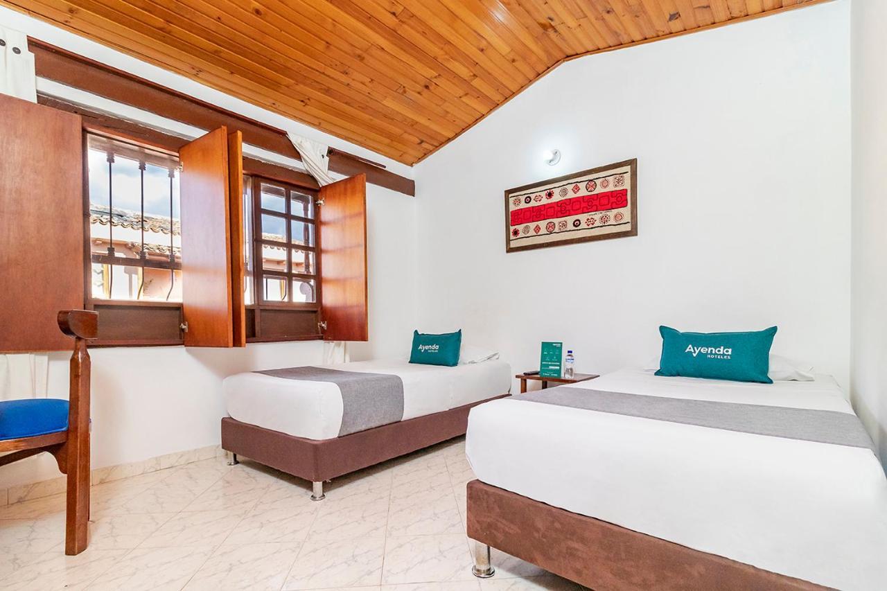 Ayenda Hotel Casona Santa Rosa Чіа Екстер'єр фото